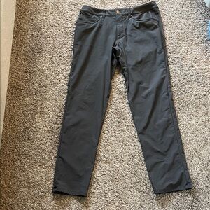lululemon athletica Men's Dark Gray Slim Straight Chinos
